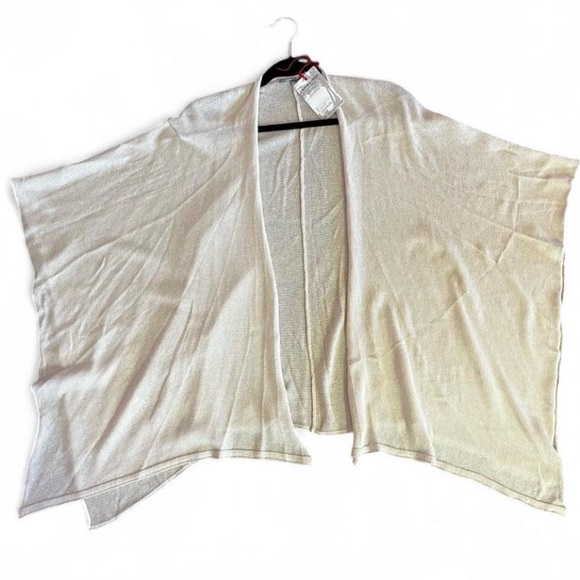 Wooden Ships by Paola Buendia Off-White Sweater Pancho, New - Picture 1 of 6
